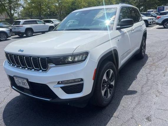 JEEP GRAND CHEROKEE 2023 1C4RJYB62PC625996 image